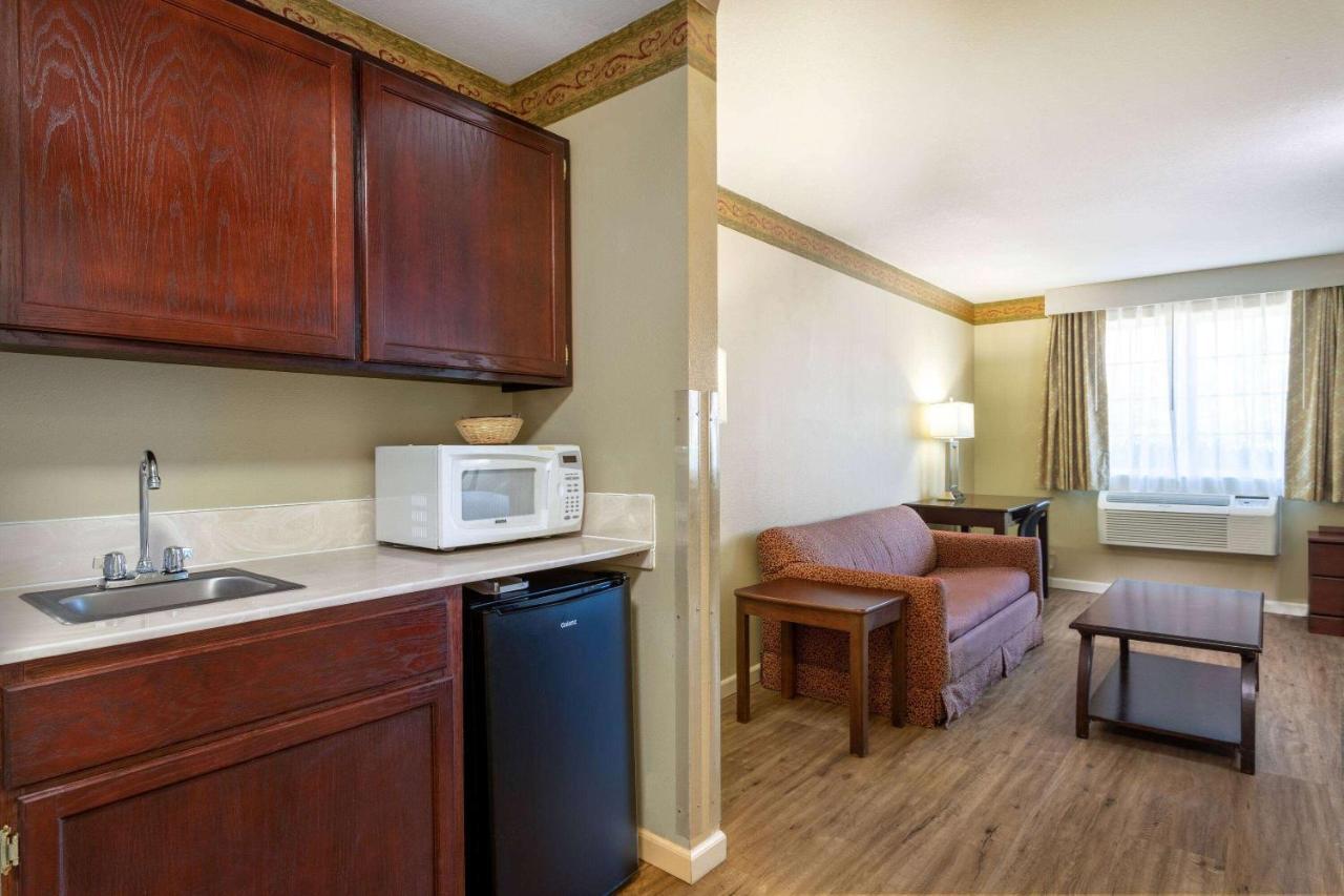 Days Inn By Wyndham Mountain Home Zewnętrze zdjęcie